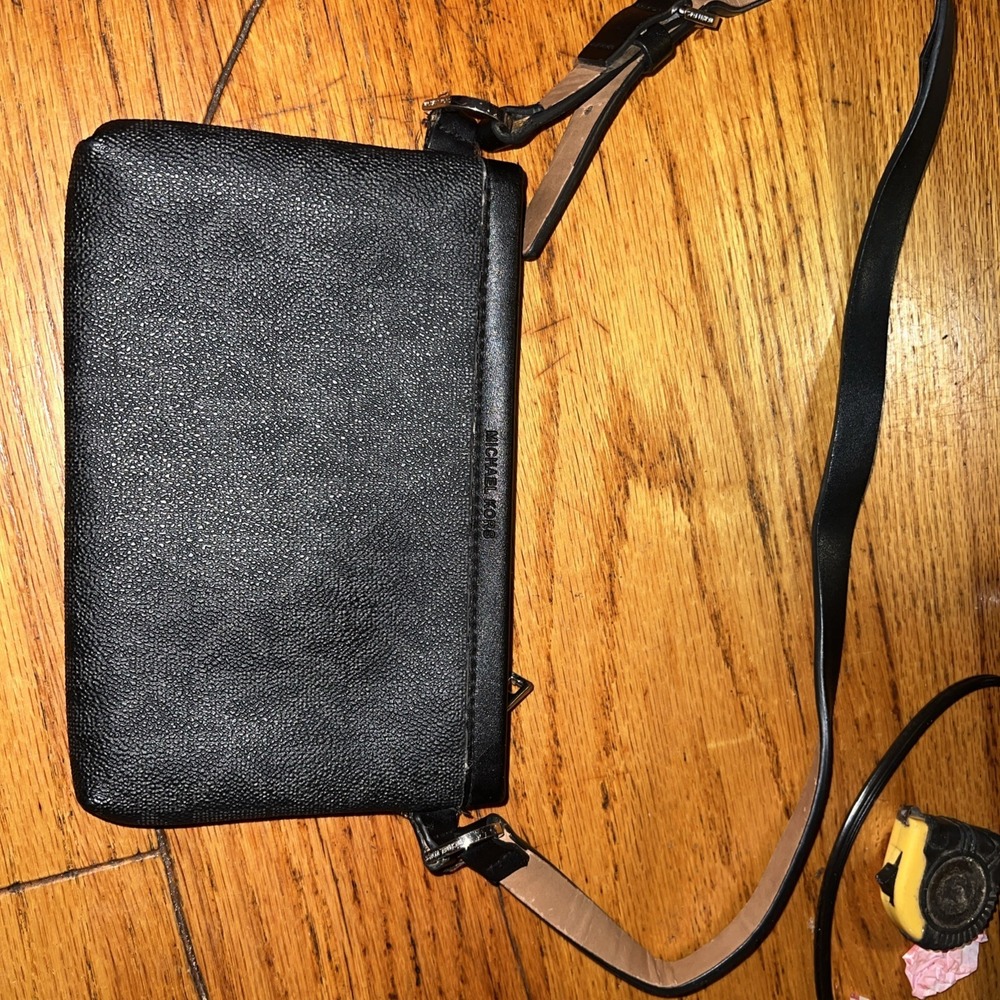 MICHAEL KORS Belt Bag Fanny Pack Waist Pouch Wallet Purse Bag P04